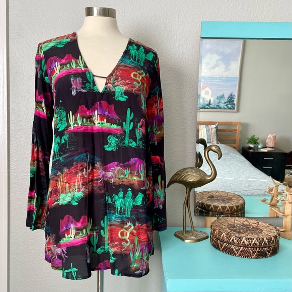 Nasty Gal Dresses & Skirts - Nasty Gal Black Desert Print V-Neck Rodeo Plunge Minidress Sz 6 New With Tags